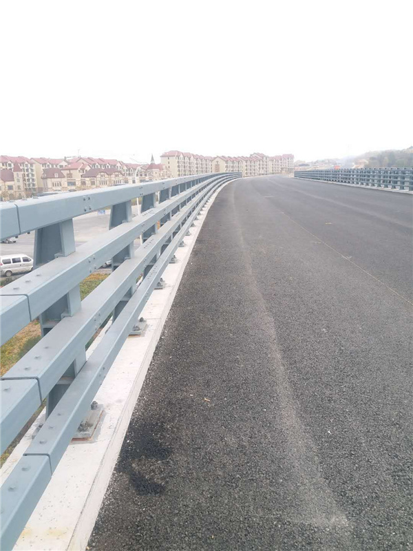 防撞護(hù)欄，防撞欄桿